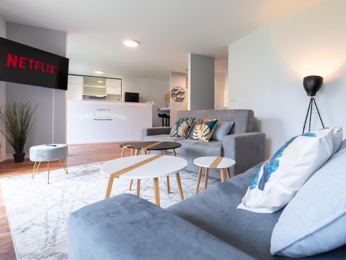 Апартаменты Le Phenix - Hypercentre 16 Personnes Garage Gratuit Wifi Jardin Barbecue Proche Parc Tete D'Or Вийёрбан Экстерьер фото